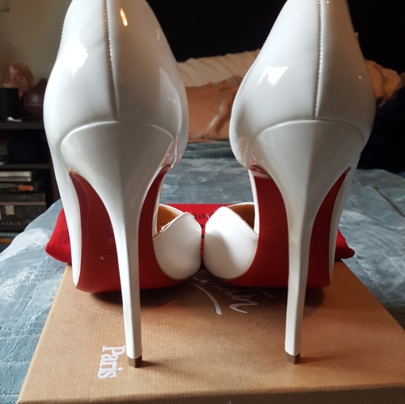 **SOLD**Christian Louboutin Dalida White Patent - Picture 5 of 8